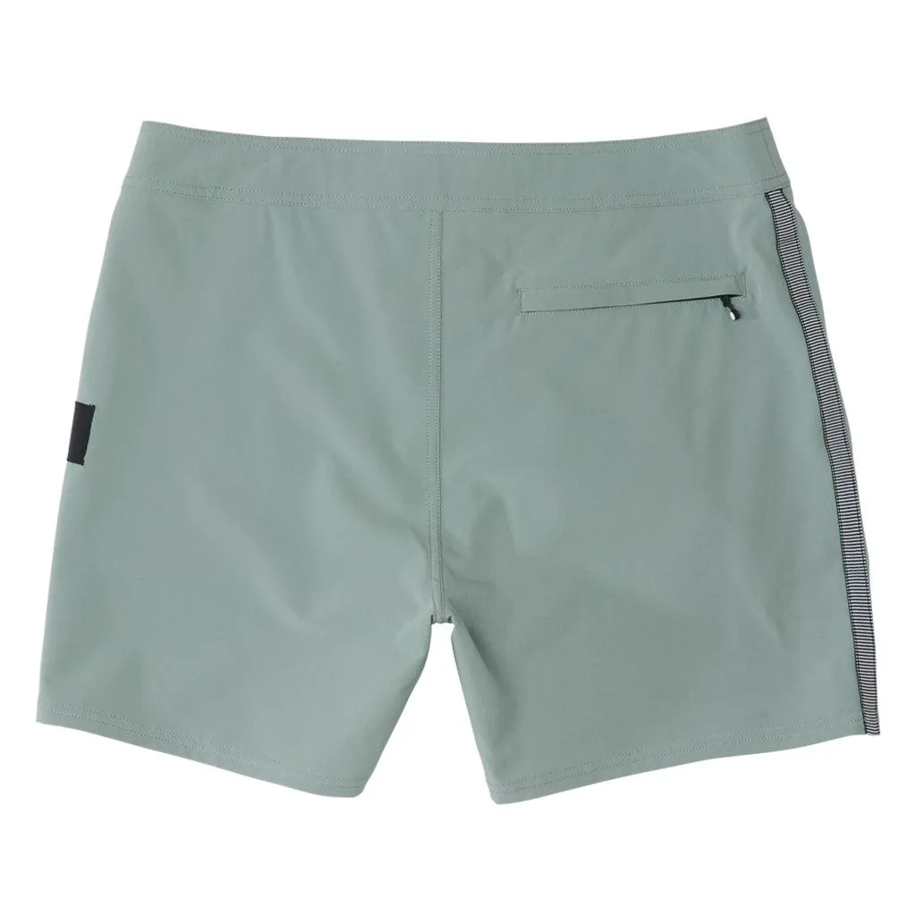 Chase B100 Fit 16" Boardshort