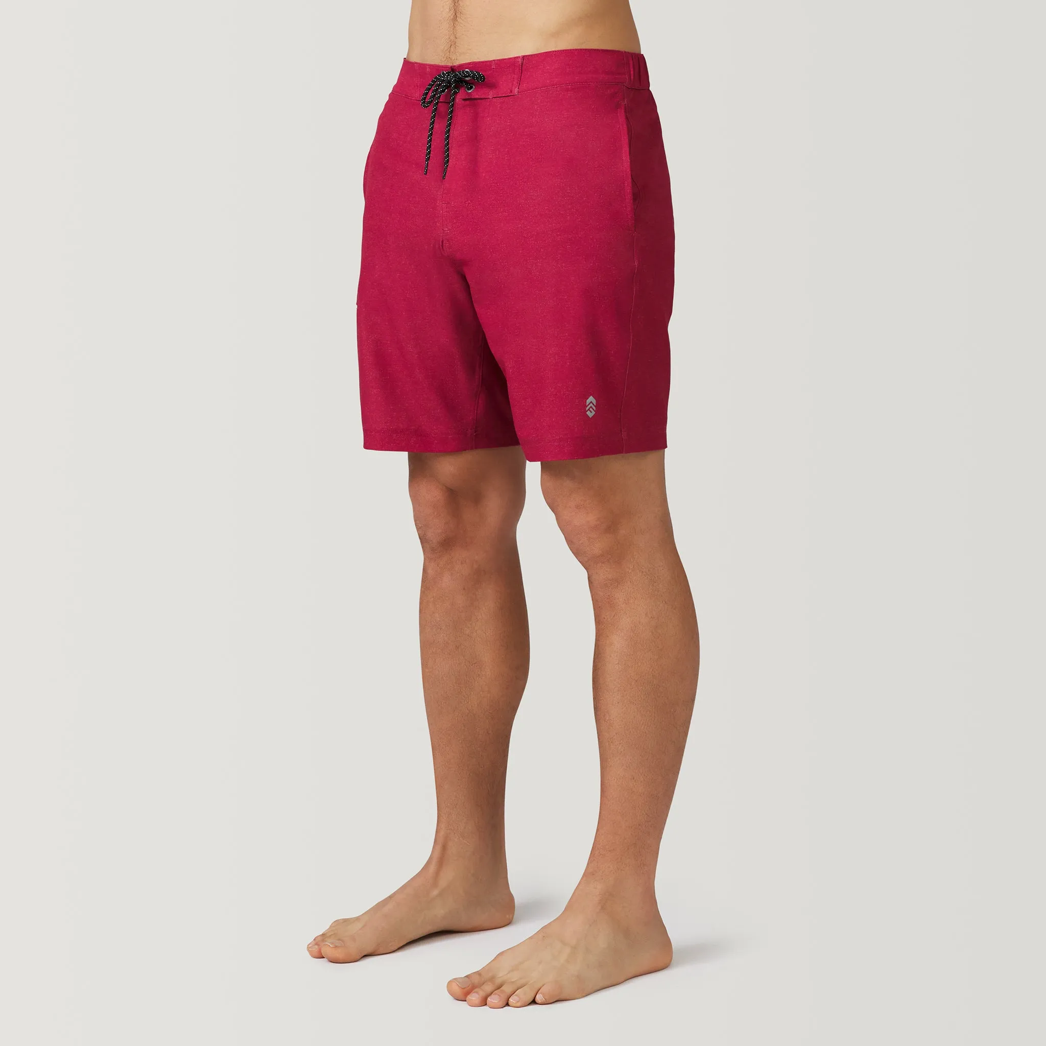 Men's Textured Solid Cargo Surf Swim Short