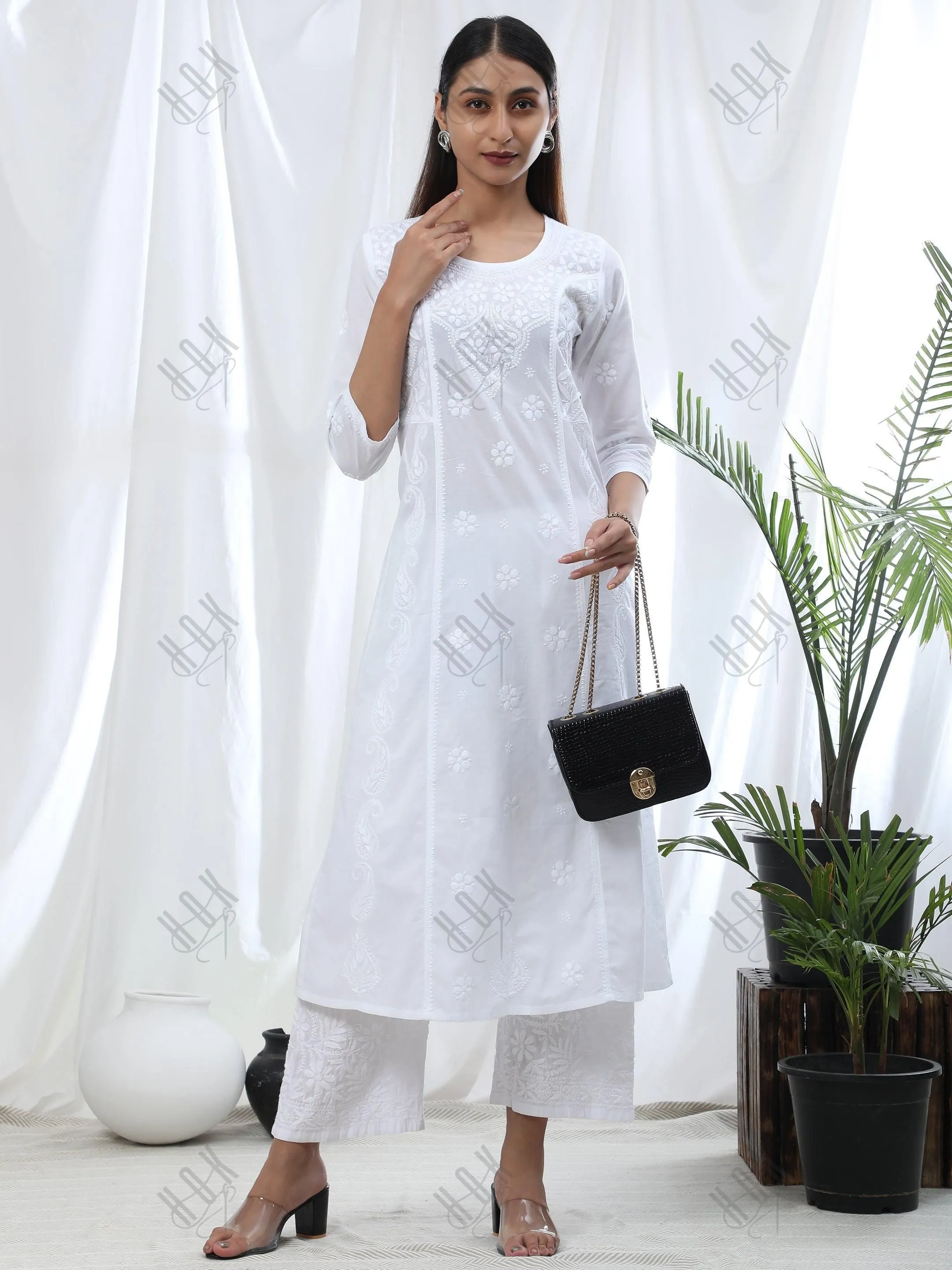 Pragnya in HOK Chikankari Stylish Kurti White