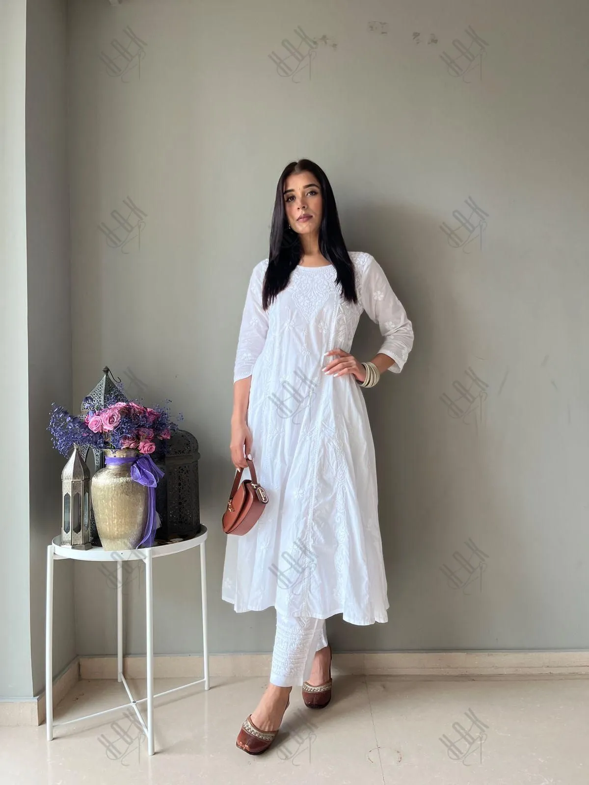 Pragnya in HOK Chikankari Stylish Kurti White