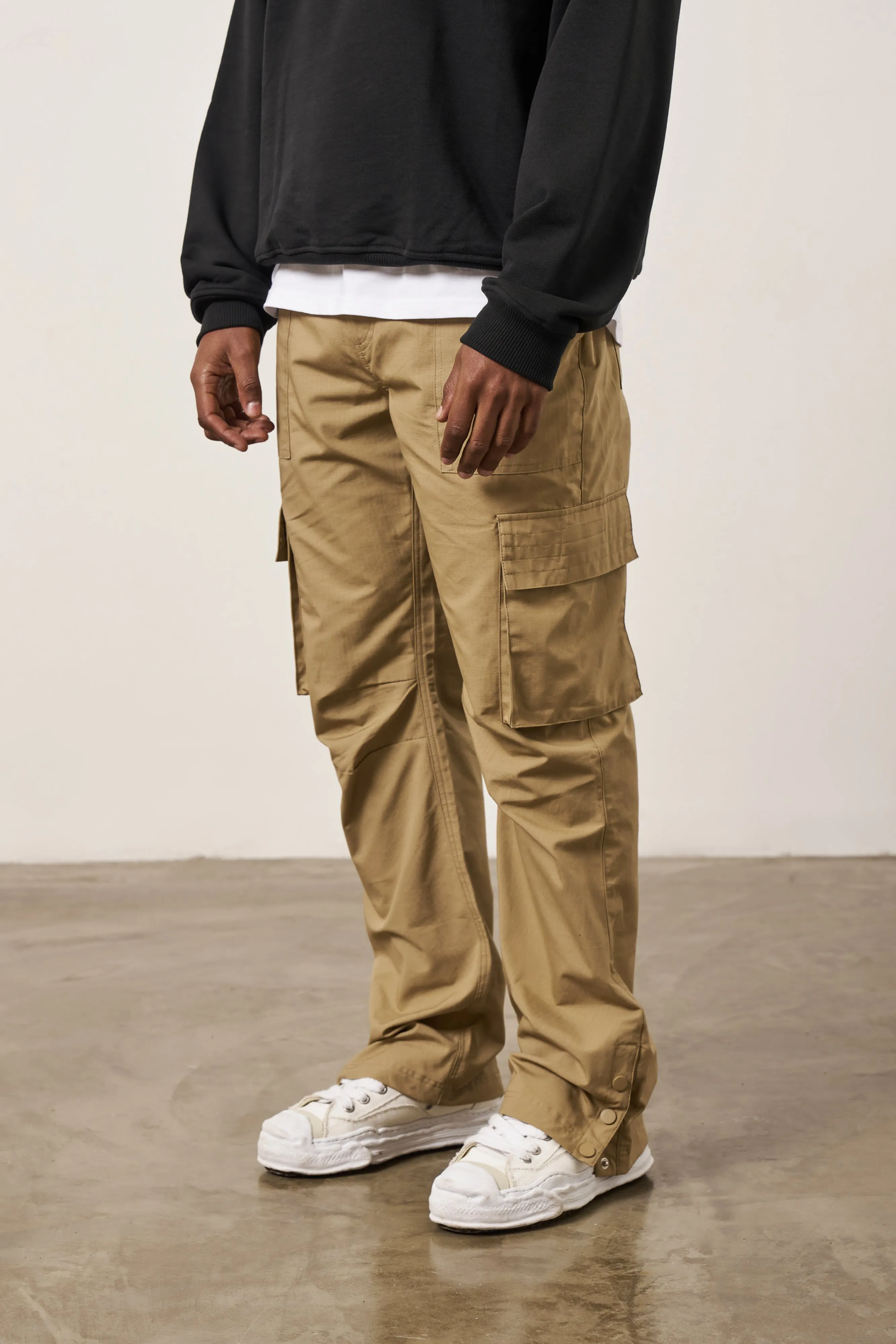 RIPSTOP RELAXED CARGO TROUSERS - BEIGE