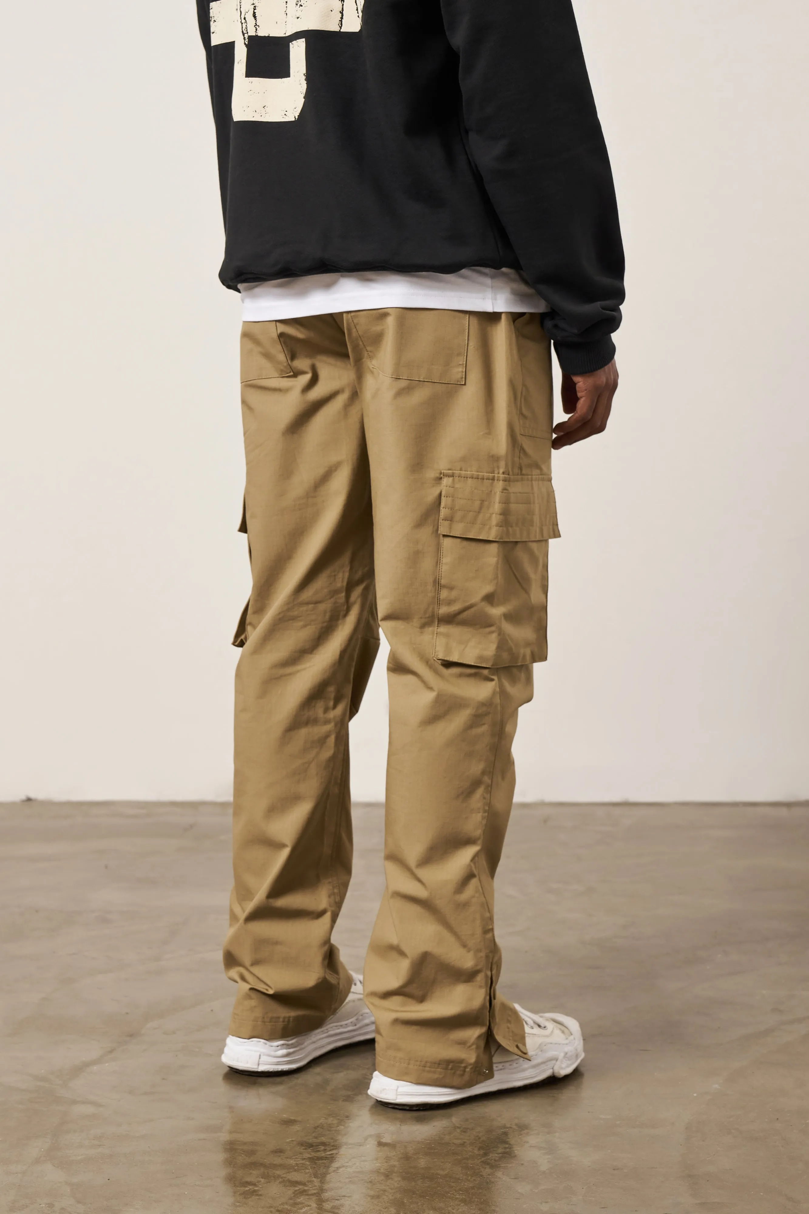 RIPSTOP RELAXED CARGO TROUSERS - BEIGE