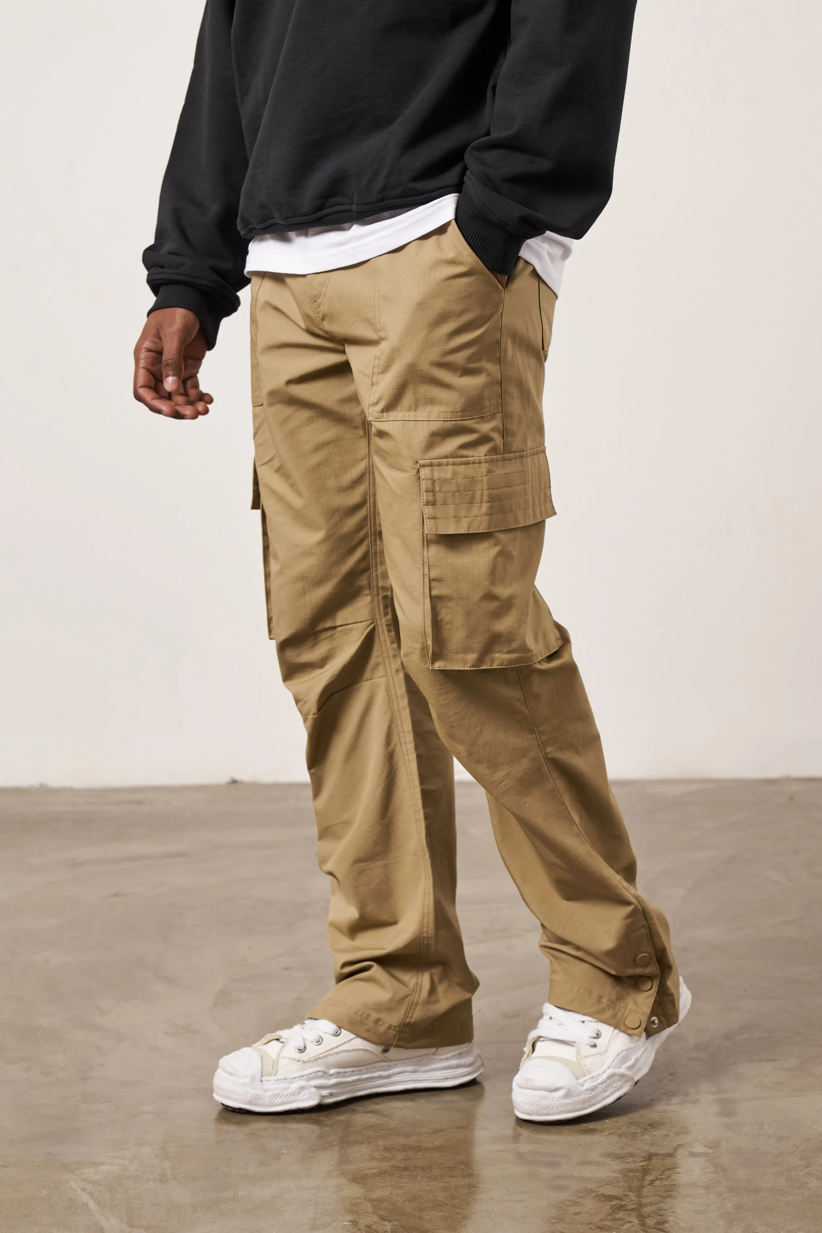 RIPSTOP RELAXED CARGO TROUSERS - BEIGE