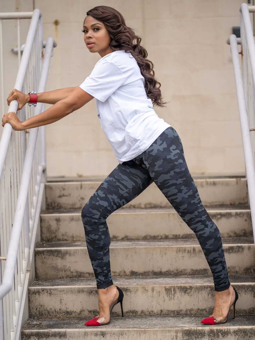 Snapback™ Postpartum Leggings - Black Camo