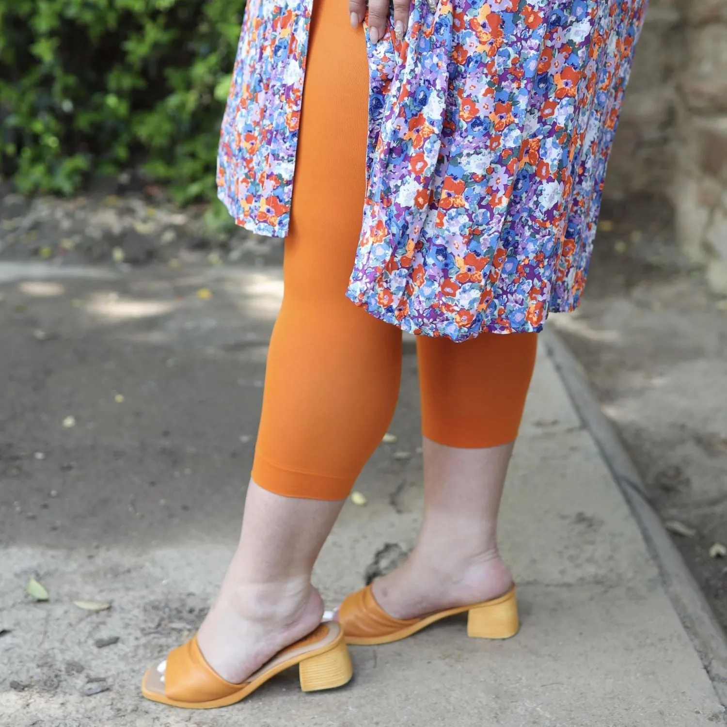 Stay Cool Capri Tights - Papaya