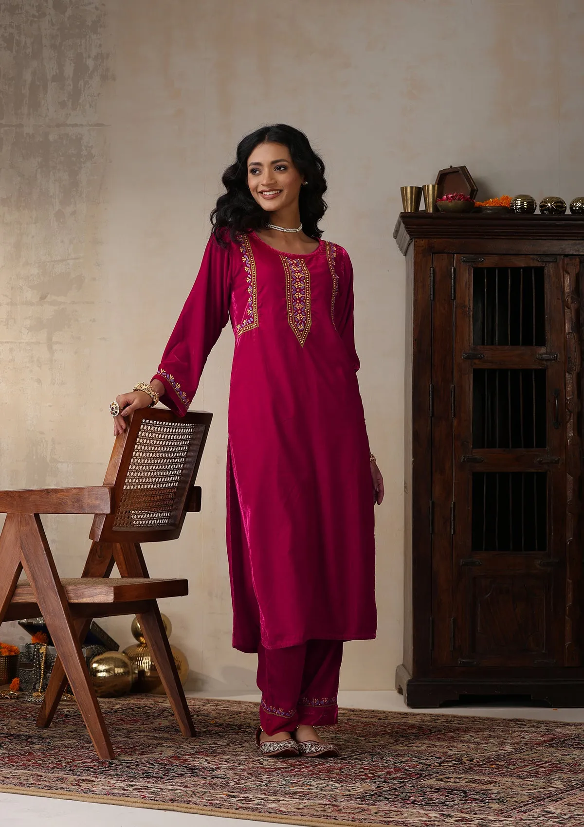 Velvet Chikankari Solid Women's 2 PC Long Kurta Set - Pink